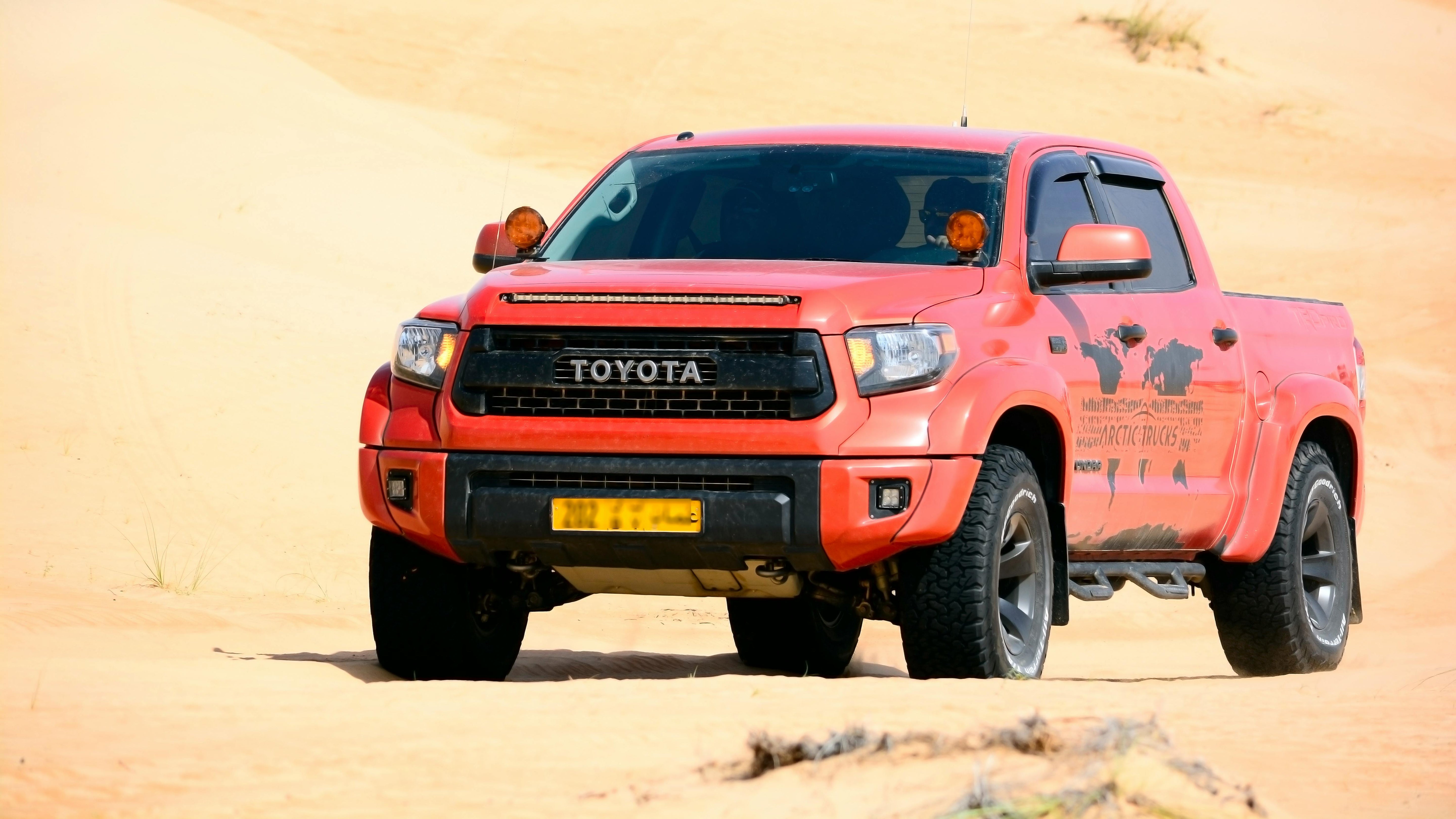 2014-2021 Toyota Tundra Tesla Style Screens