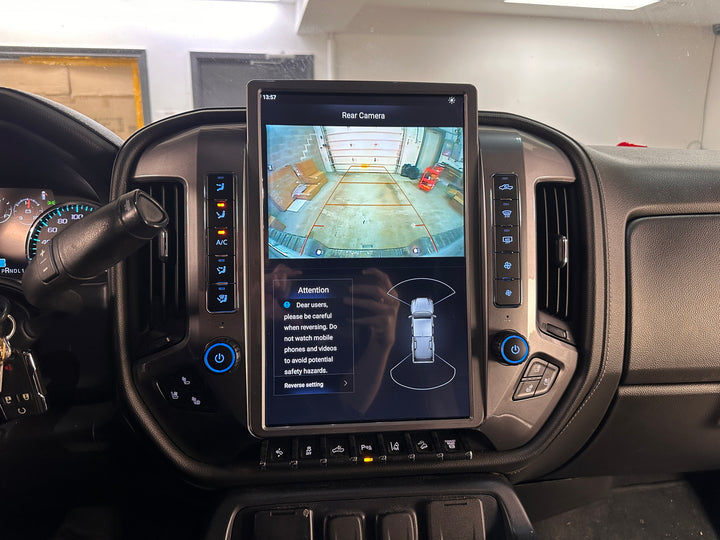 Chevrolet Silverado 3500 Tesla Style Screen 2014-2018