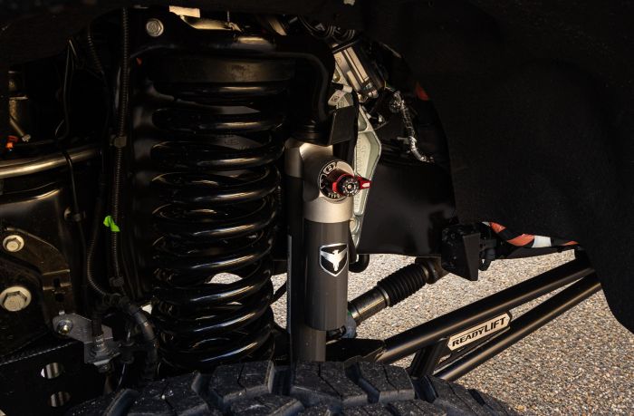 6" COIL SPRING SUSPENSION SYSTEM WITH FALCON MAX3.3 SHOCKS AND RADIUS ARMS - 2023-2026 FORD SUPER DUTY F250/F350 4WD