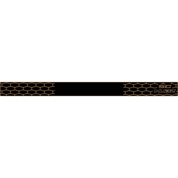 COLOR::Black over Mocha