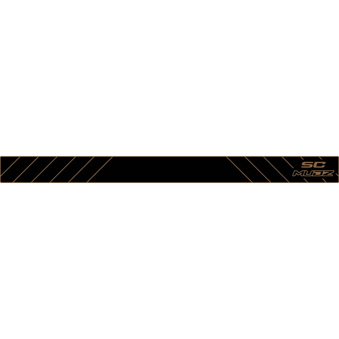 COLOR::Black over Mocha