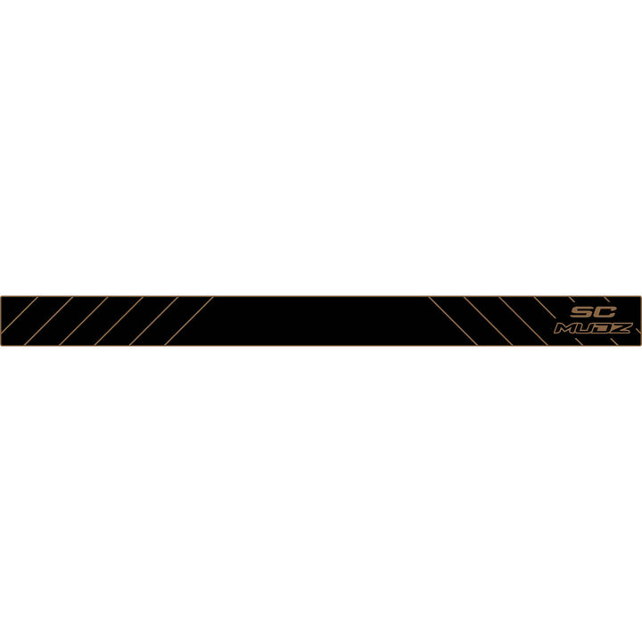 COLOR::Black over Mocha