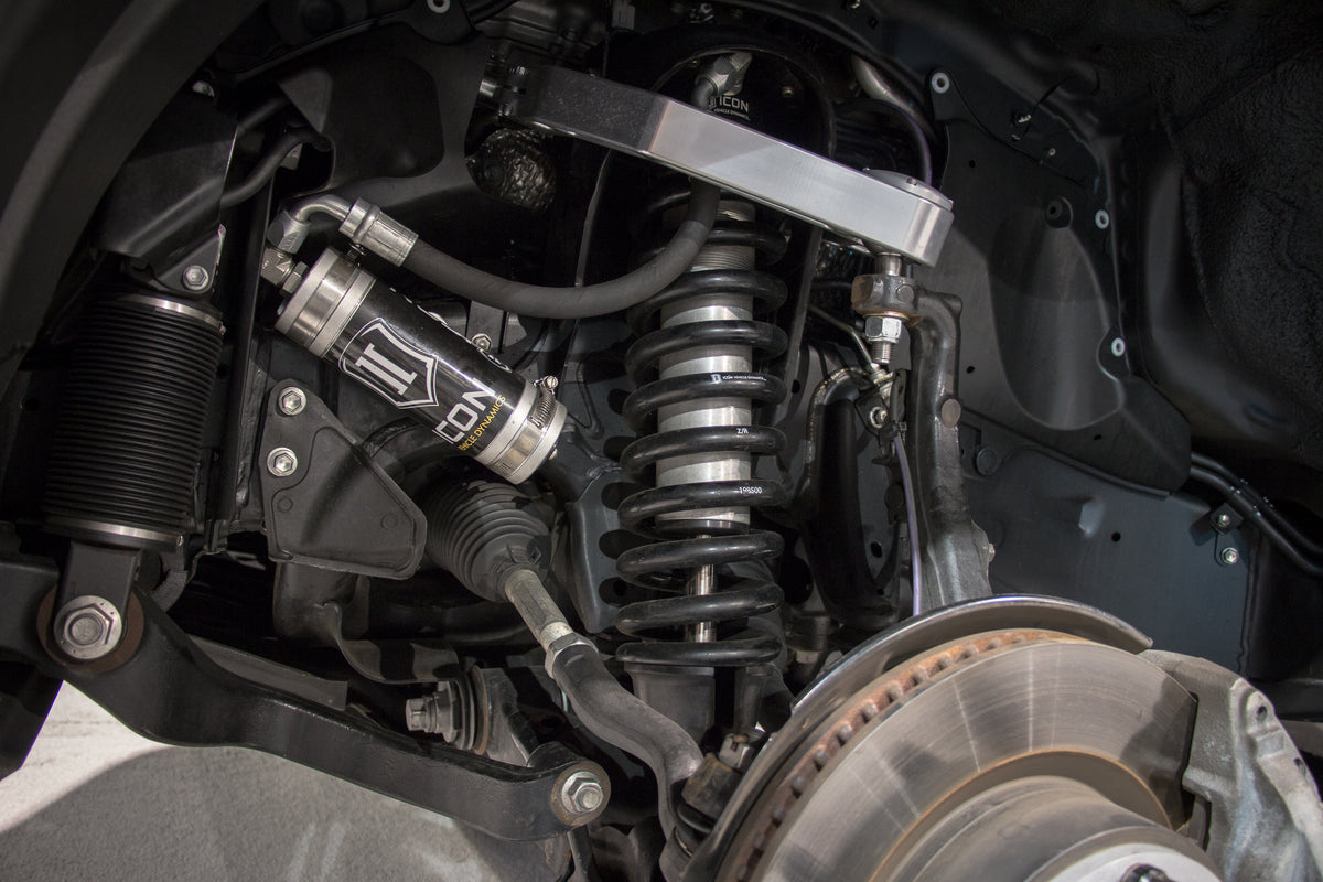 ICON Vehicle Dynamics 2008-Up Toyota Land Cruiser, 2.5 VS Remote Reservoir Coilover Kit