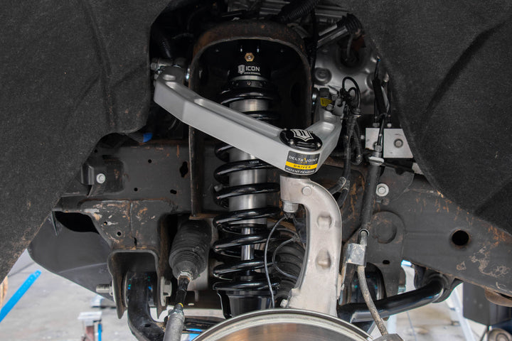 ICON 2019-2026 Chevrolet Silverado1500/GMC Sierra 1500, 1.5-3.5” Lift, Front, V.S. 2.5 Series Coilover Kit, Extended Travel, Internal Reservoir, Pair