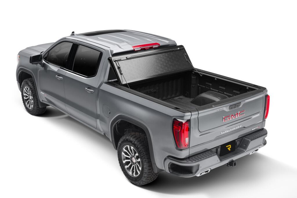BAK BAKFlip F1 Hard Folding Truck Bed Cover 2014-2018 (2019 Legacy/Limited) Silverado/Sierra 5 Foot 9 Inch Bed