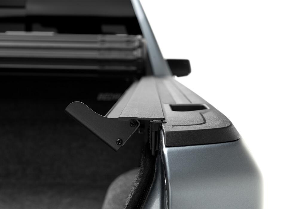 BAK Revolver X4s Hard Rolling Truck Bed Cover 2014-2018 (2019 Legacy/Limited) Silverado/Sierra 5 Foot 9 Inch Bed