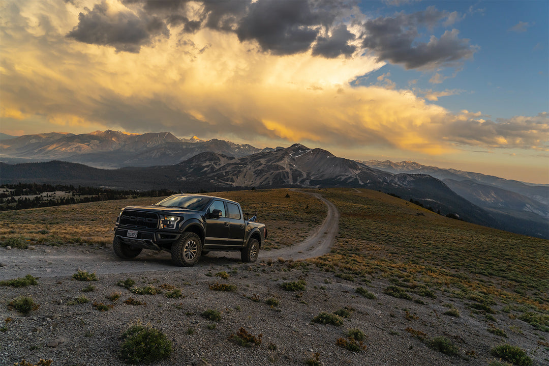 Fox Factory 2019+ Ford Raptor Front Coilover Live Valve Internal Bypass 3.0 Series Remote Reservoir 7.9 Inch 0-2 Inch Lift Kit