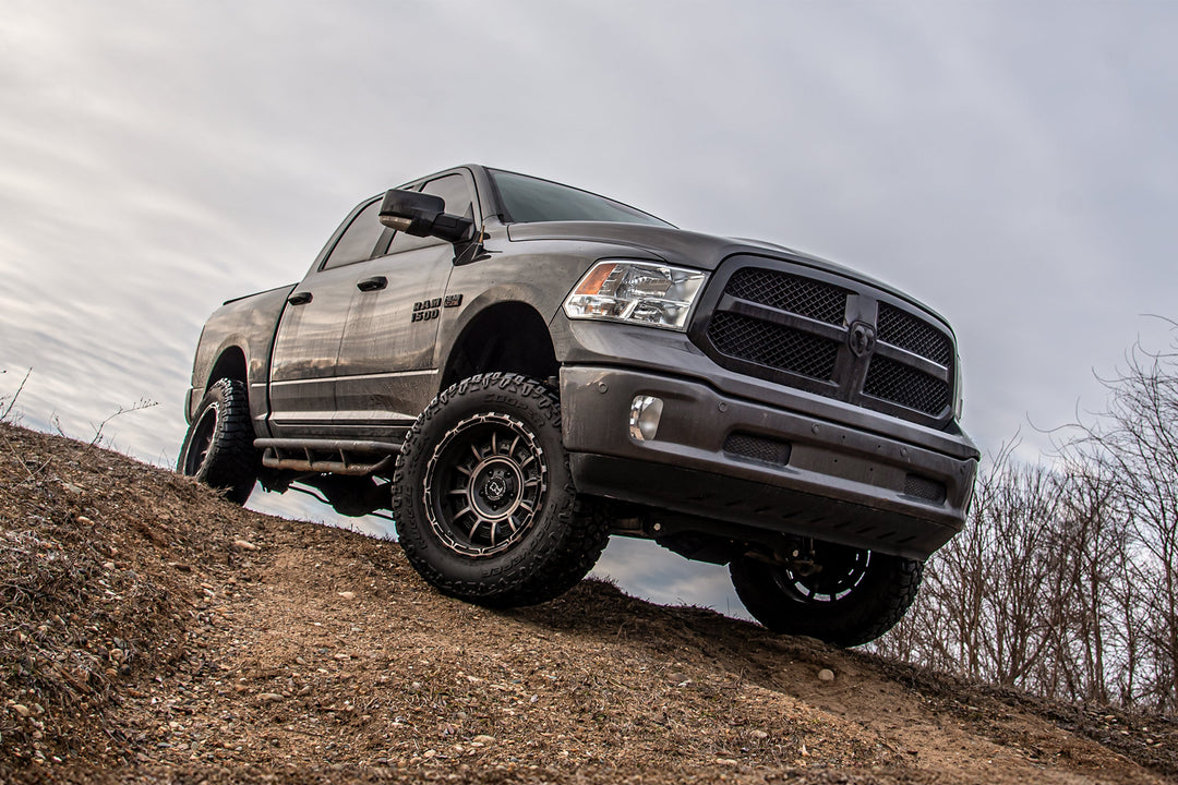 BDS Suspension 4 Inch Lift Kit FOX 2.5 Performance Elite Coilover Ram 1500 2013-2018 &amp; Ram 1500 Classic 2019-2024 4WD