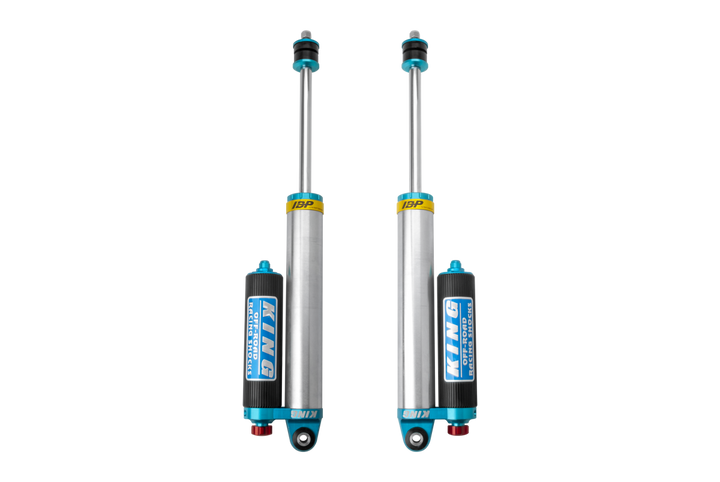 King Shocks 2.5" Performance Rear Piggyback Reservoir Shock – 2014-2026 Ram 2500 4WD (Long-Travel Fitment) (PN 25700-413A)