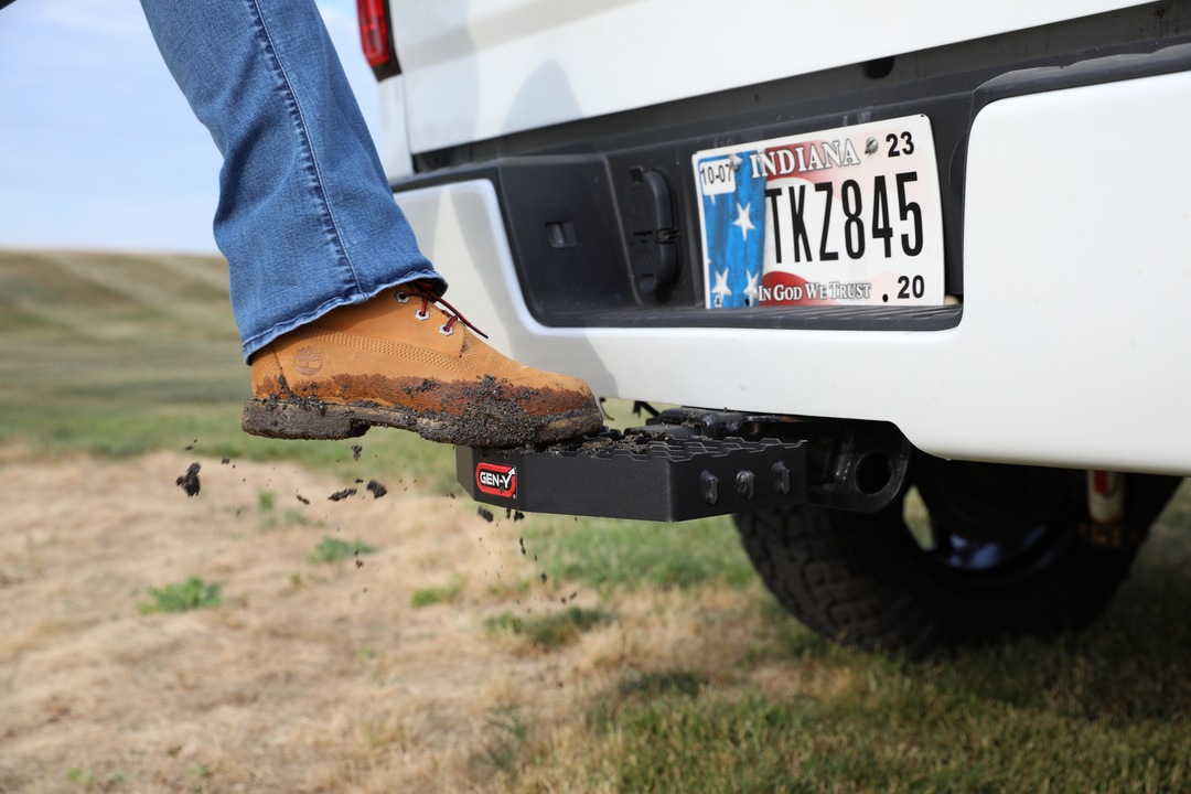 Gen Y Hitch PHANTOM Serrated Hitch Step