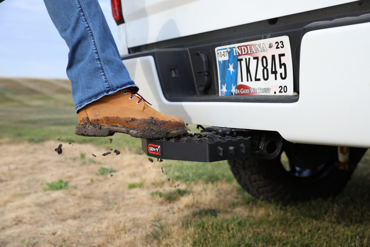 Gen Y Hitch PHANTOM Serrated Hitch Step
