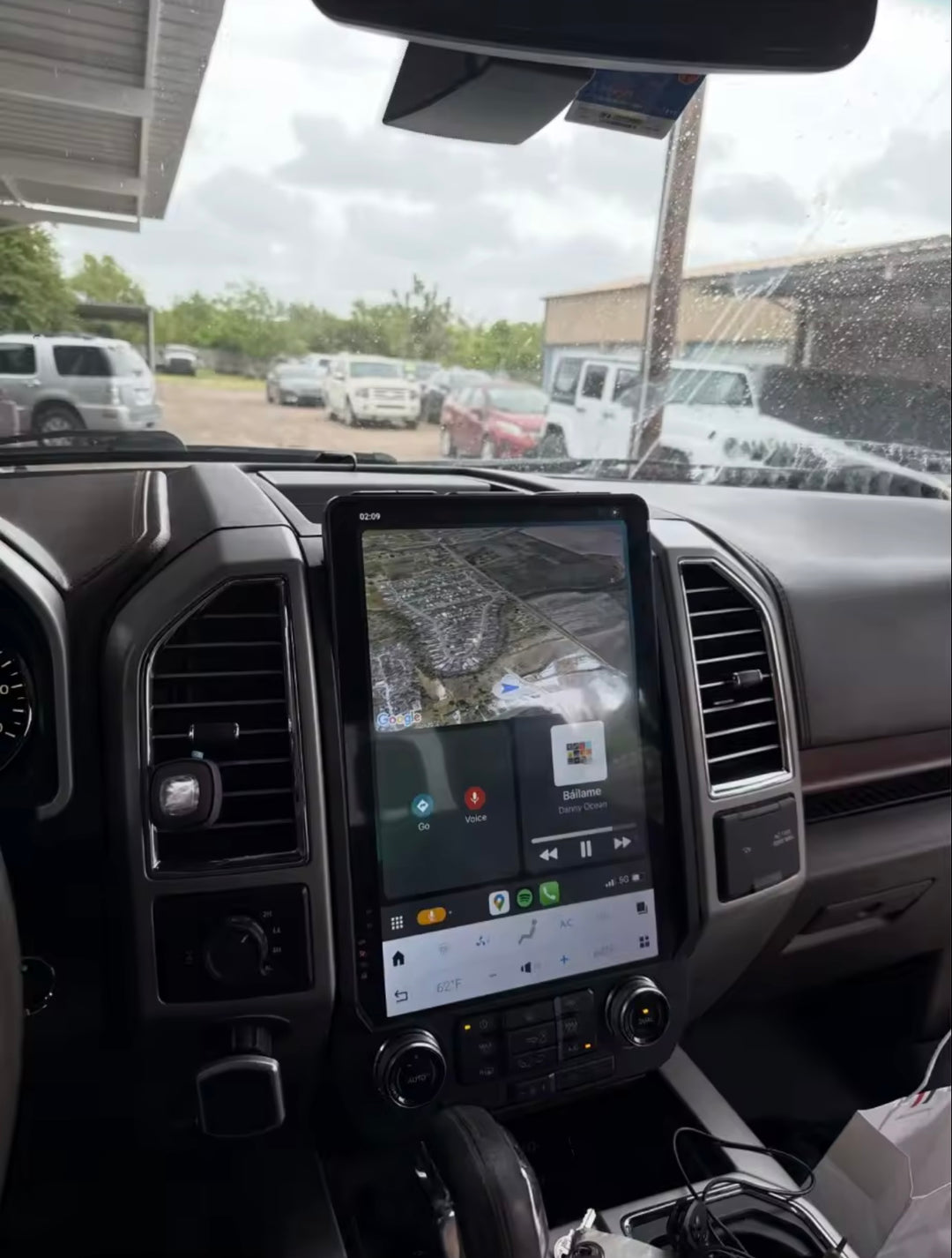 Ford F350 Tesla Style Screen 2017-2022