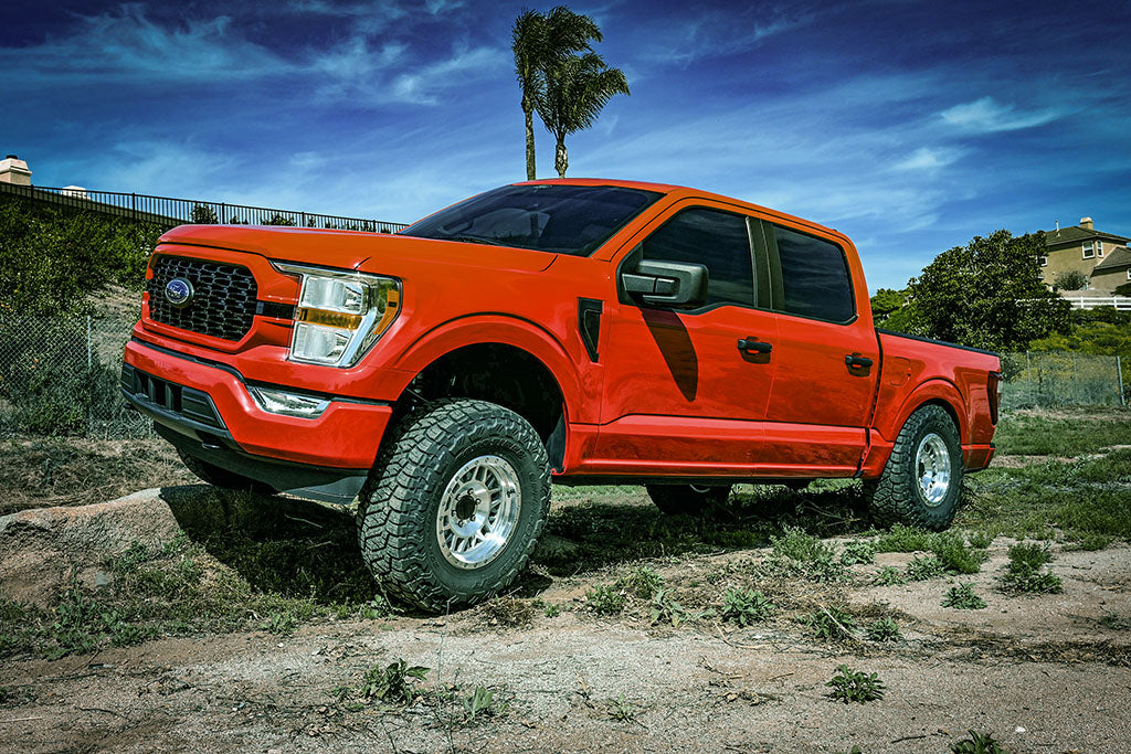 ICON Vehicle Dynamics 2021-2026 Ford F-150 4WD, 2.75-3.5" Lift, Stage 3 Suspension System, Tubular