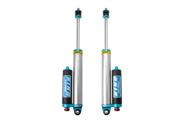 King Shocks 2.5" Performance Rear Piggyback Reservoir Shock – 2014-2026 Ram 2500 4WD (Long-Travel Fitment) (PN 25700-413A)