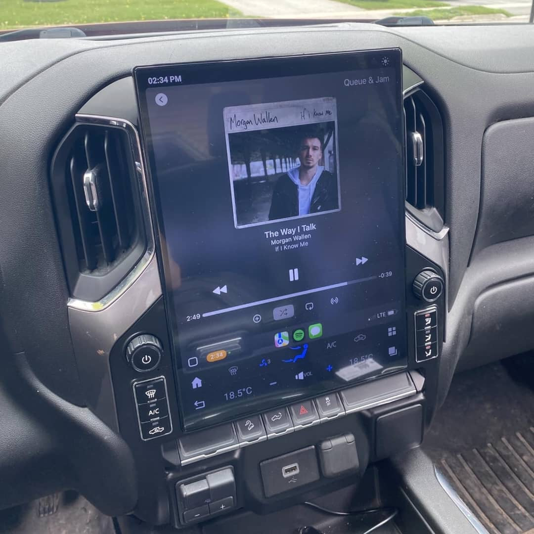 Chevy Silverado Tesla Screen 2019-2023