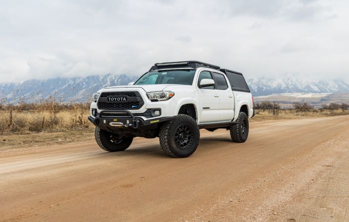 2.5"F SST2.1 Suspension System Falcon 2.1 - Tacoma TRD / SR5 / Rock Warrior 2005-2023