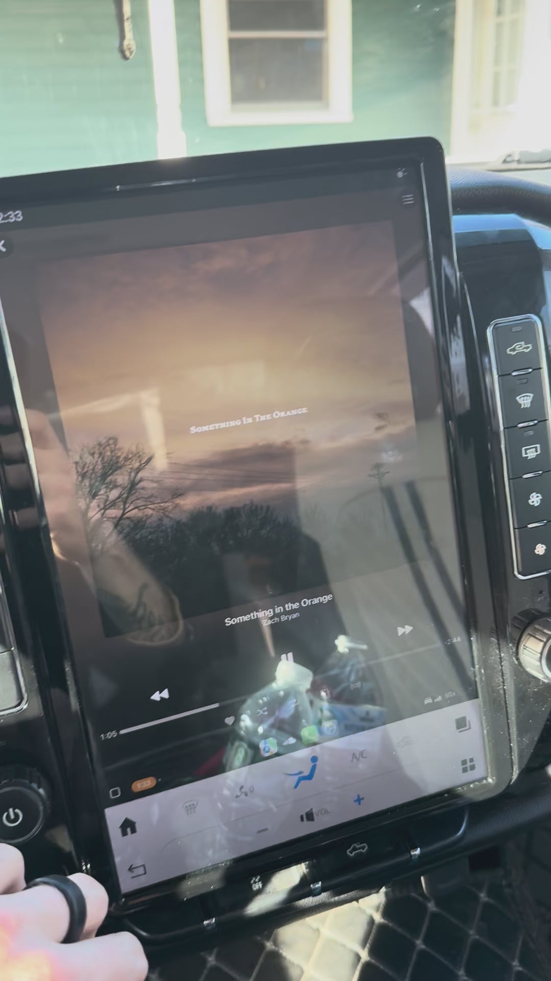 Chevrolet Silverado 3500 Tesla Style Screen 2014-2018